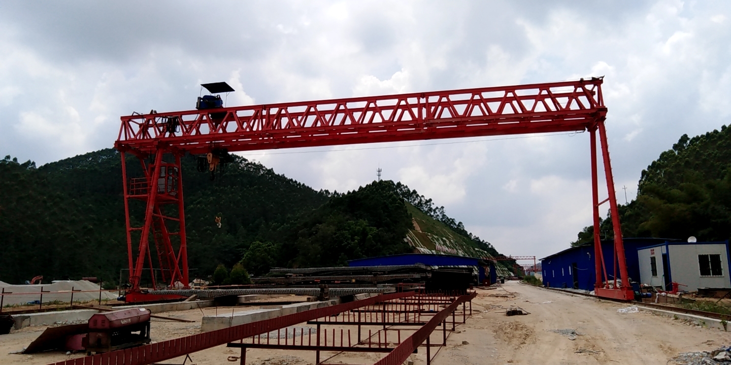 廣東茂名（粵桂界）高速TJ14標(biāo)，MG80/10t-24m-9m-2臺(tái)，MH10t-24m-9m-2臺(tái)，MG40t-24m-9m-1臺(tái)，