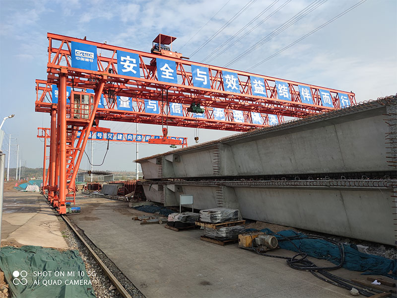 高遠(yuǎn)公司MG80-29M-9M龍門吊服務(wù)于中國(guó)通號(hào)洛陽(yáng)項(xiàng)目